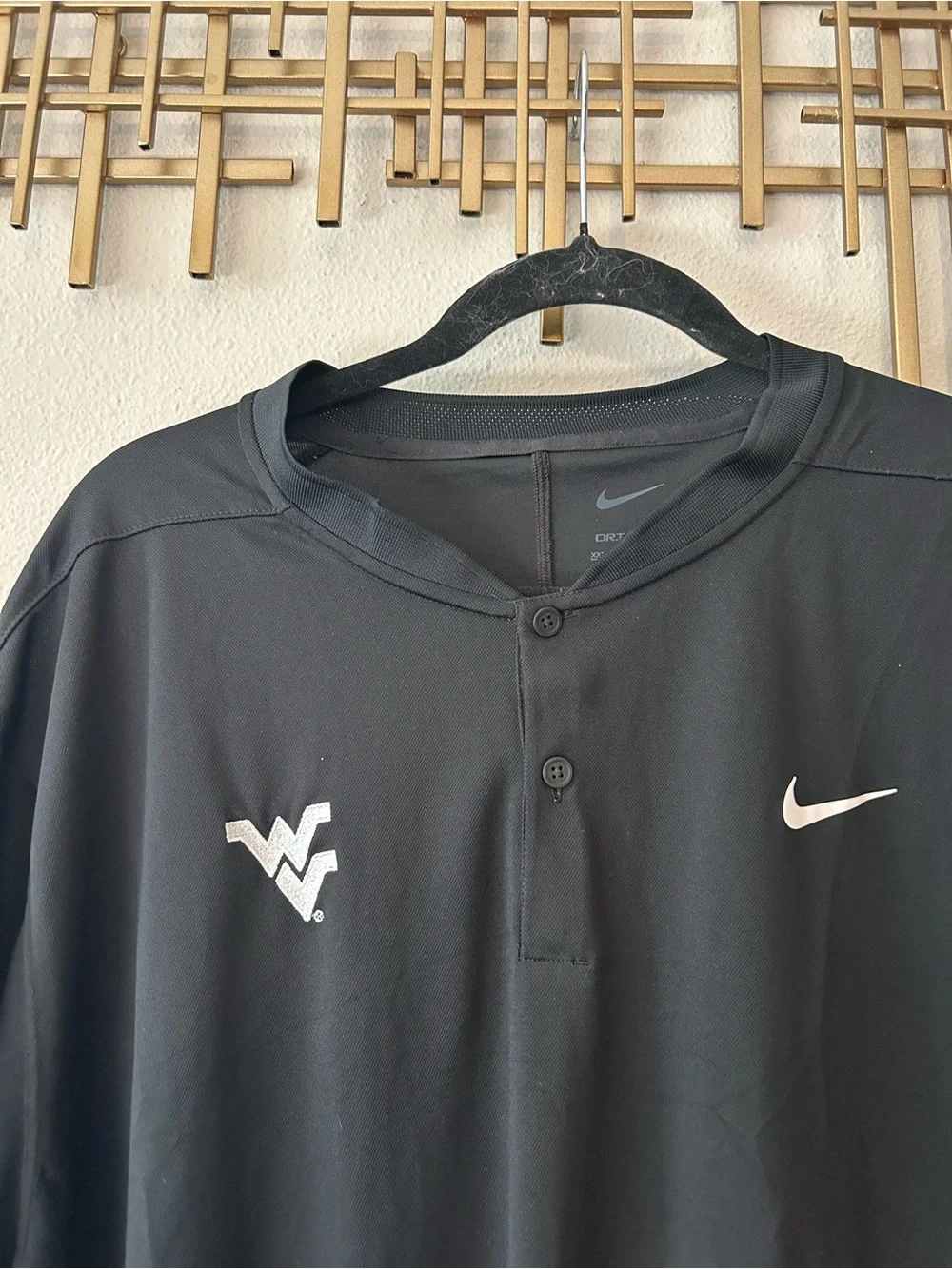 Nike Men’s Black Short-Sleeve with WVU Logo
